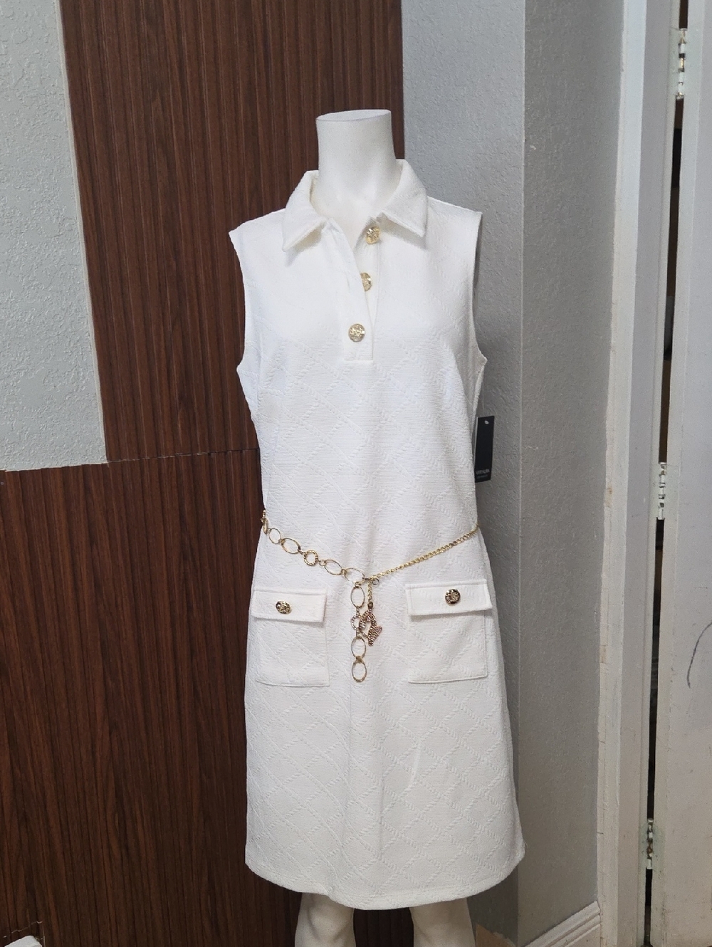Sleeveless White Midi Dress with Gold Accent Buttons and Chain Sz 10 [0076